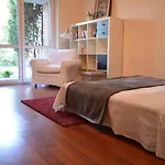 Bed & Breakfast Przy Koniu Trojanskim 3*